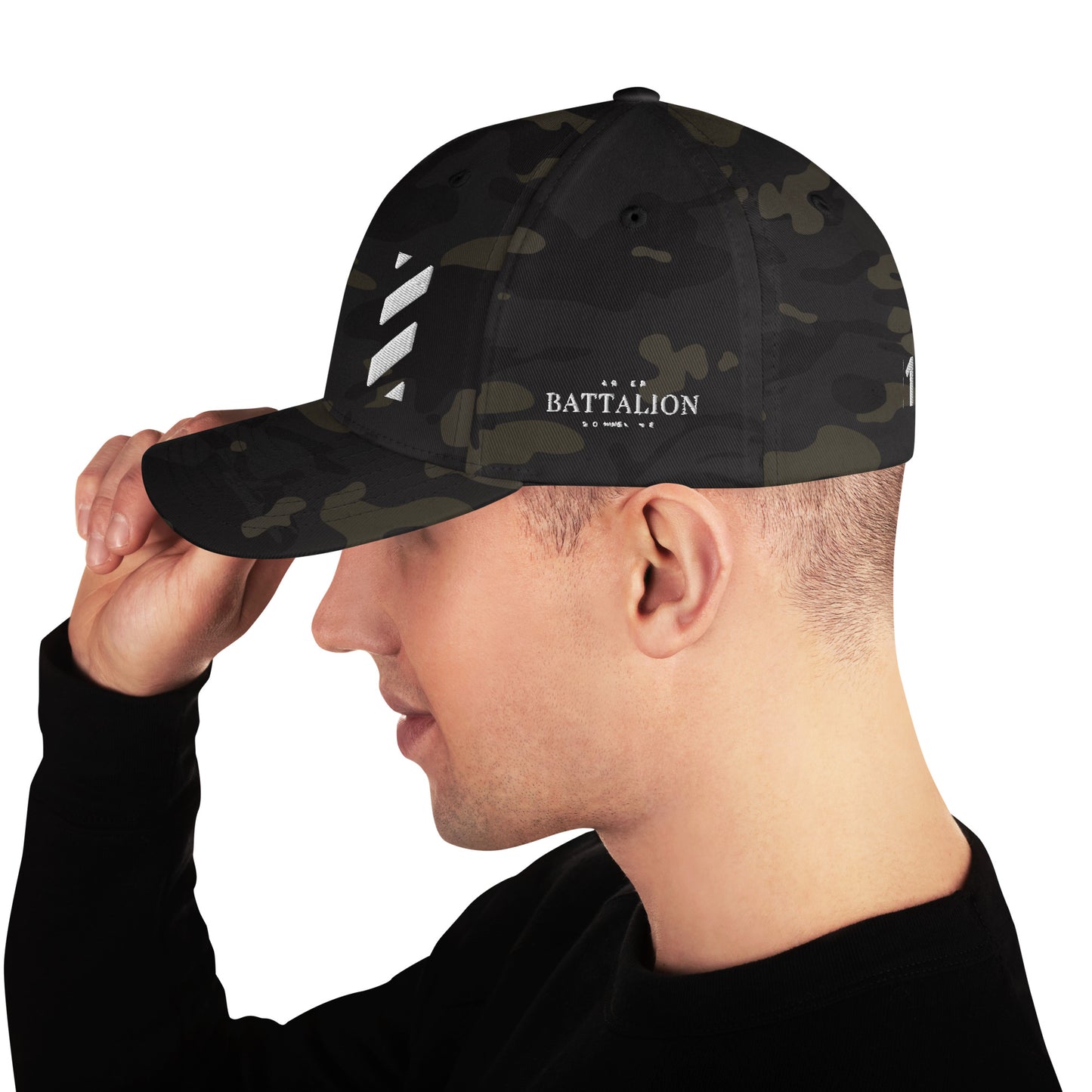 FITTED BARBER HAT (WHITE PUFF)