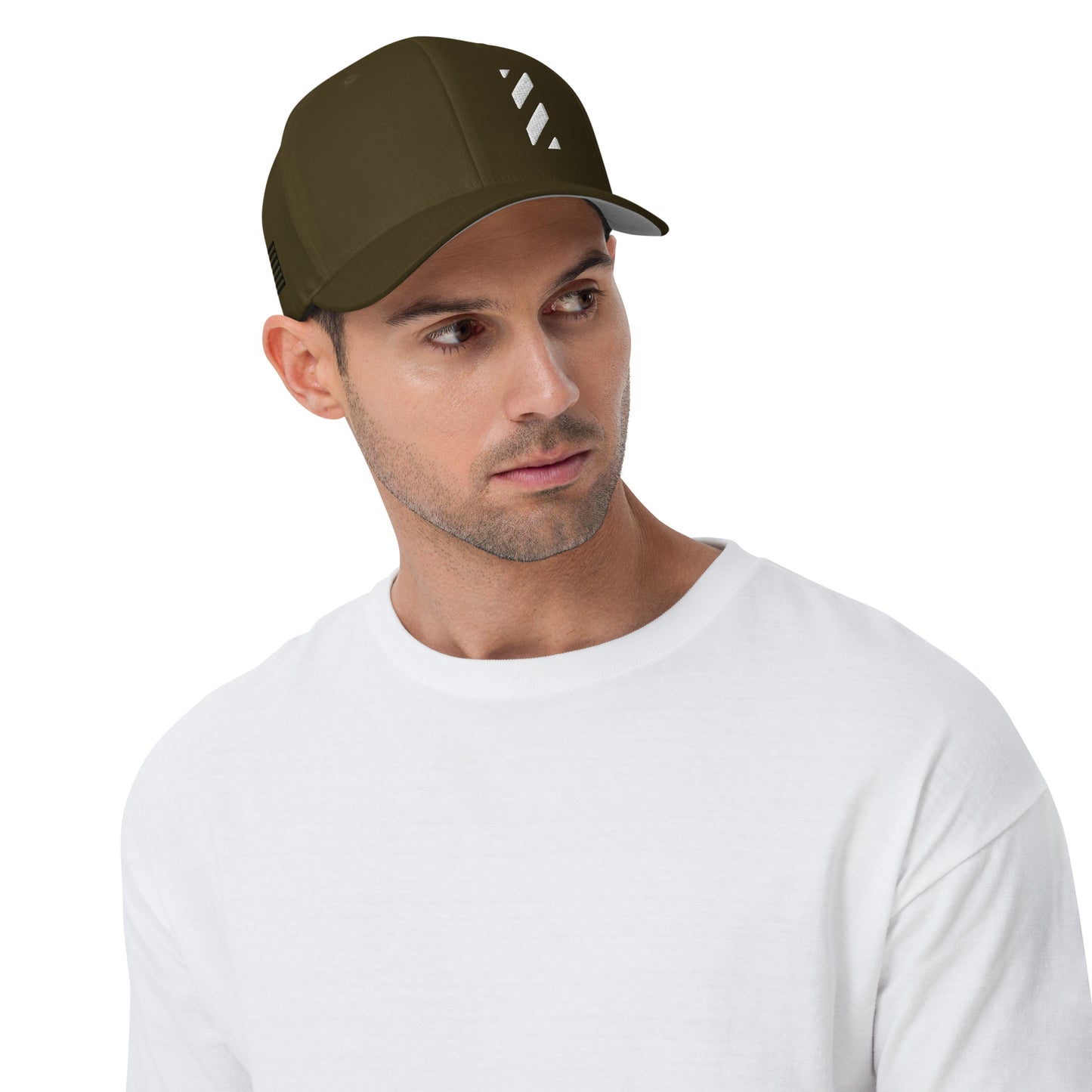 FITTED BARBER HAT (WHITE PUFF)