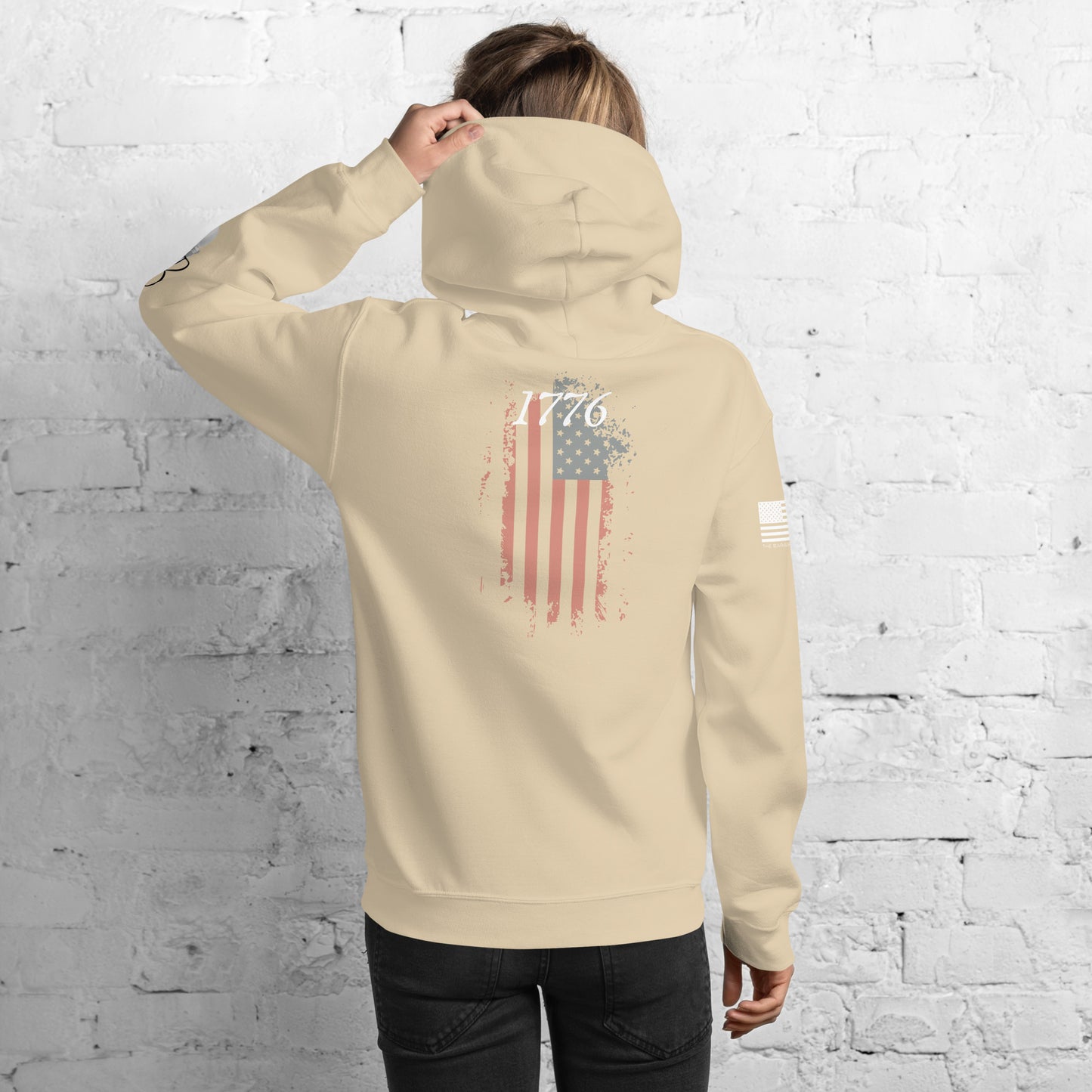 COLLEGE HOODIE